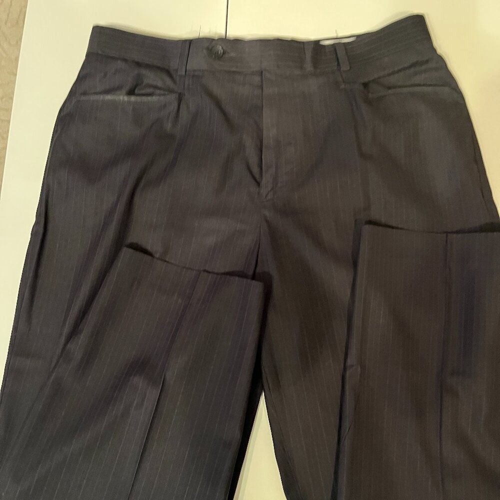Black Pants‎ by Geoffrey Beene (34 / 30 inches) (gently-used)